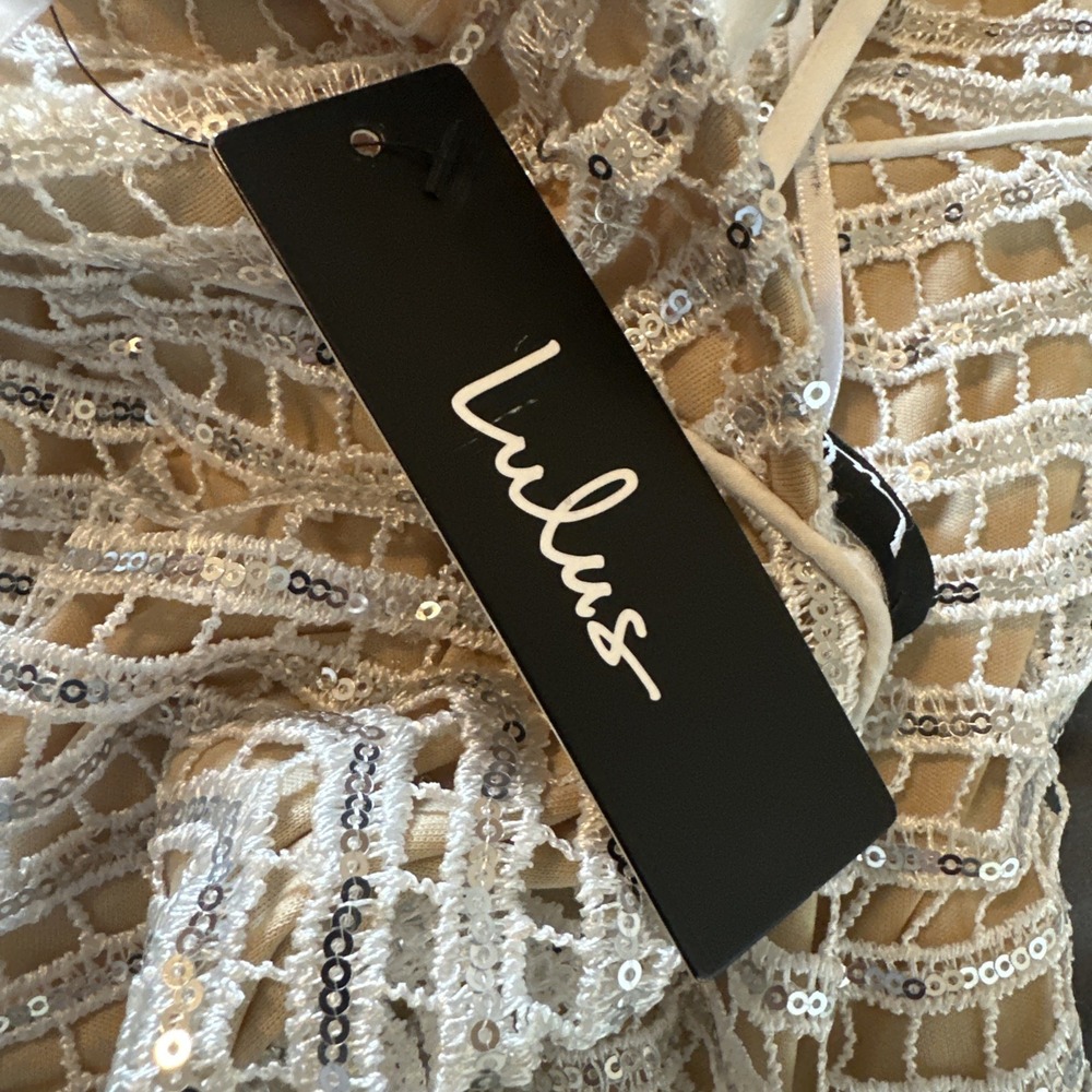 NWT Lulus Mini Dress Womens Sz XS Lele White and Silver Sequin Party Cocktail - Picture 7 of 10